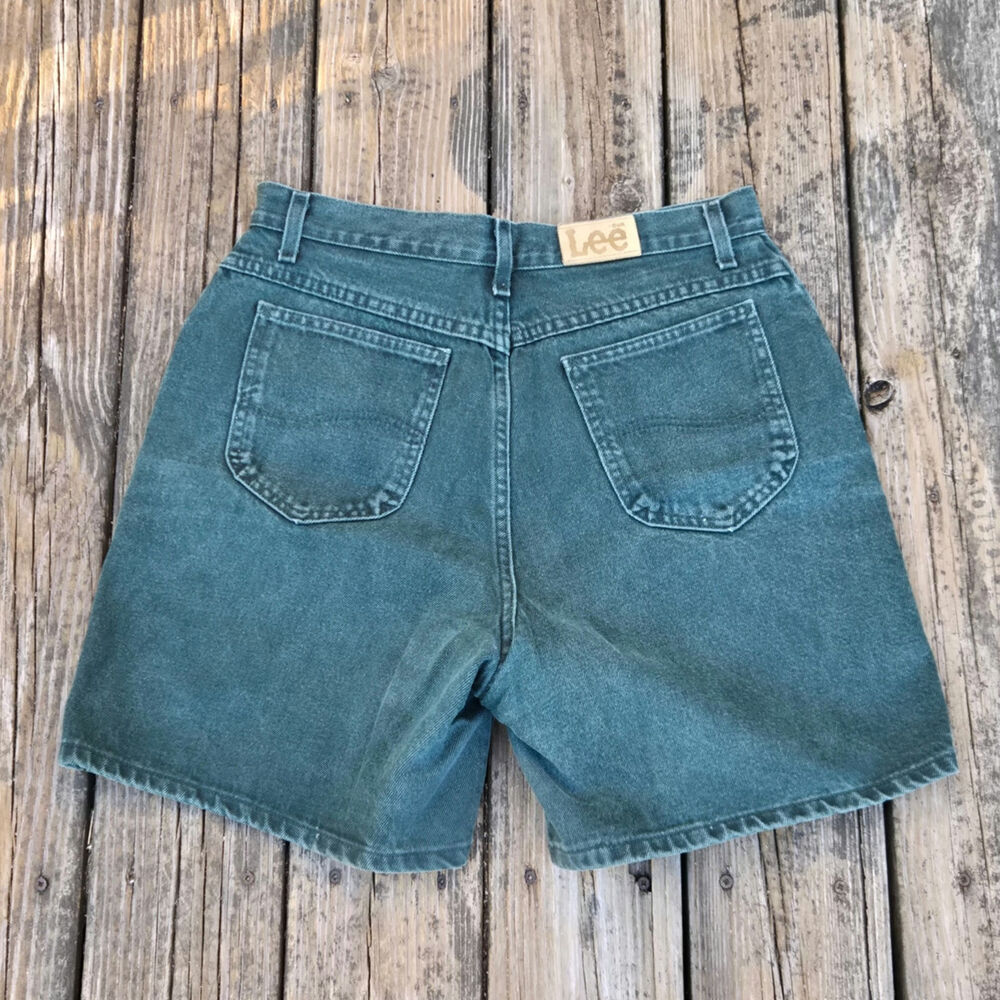 VTG Lee Women’s Jean Shorts Green 16P Made In USA Logo Mom High Rise 90’s